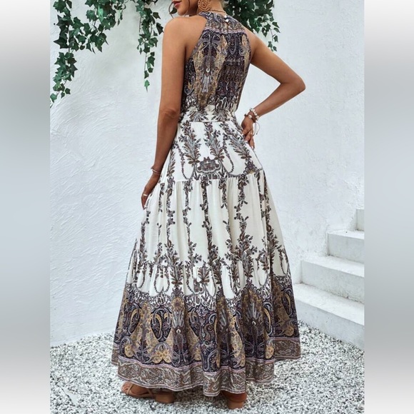 Boho Floral Paisley Print Sleeveless Halter Dress - Picture 2 of 6